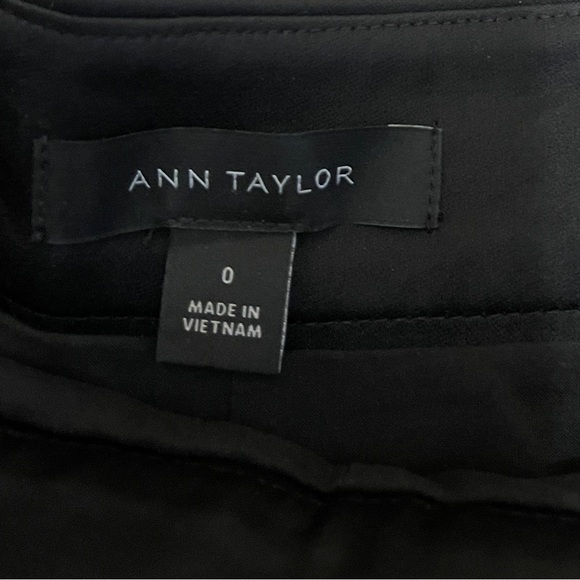 Ann Taylor black pants satin size 0 - Picture 4 of 4